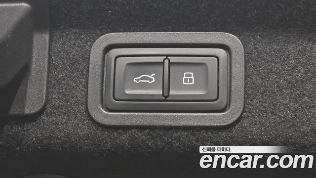 Audi A6 2020 — photo 30