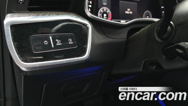 Audi A6 2020 — photo 32