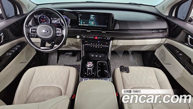 Kia Canival 2021 — photo 10