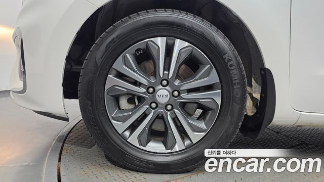Kia Canival 2020 — photo 5