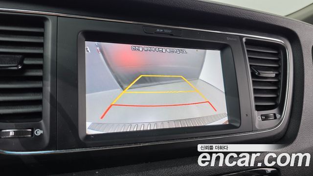 Kia Canival 2020 — photo 17