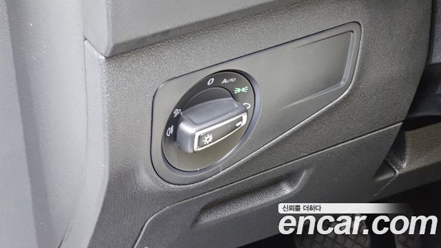 Volkswagen Tiguan 2022 — photo 20