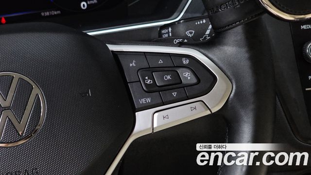 Volkswagen Tiguan 2022 — photo 22