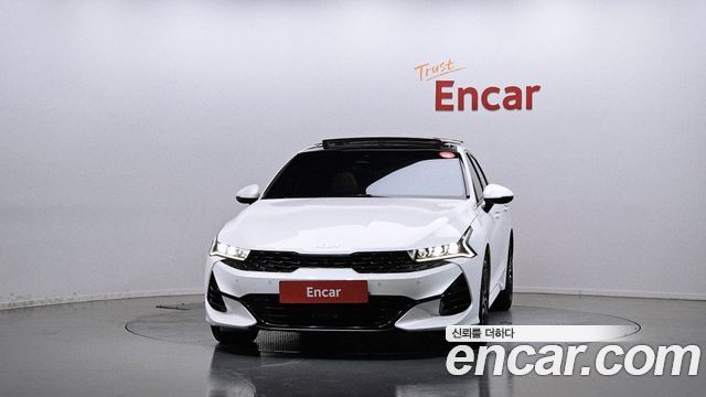 Kia K5 2023 — photo 3