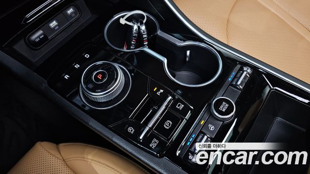 Kia K5 2023 — photo 9