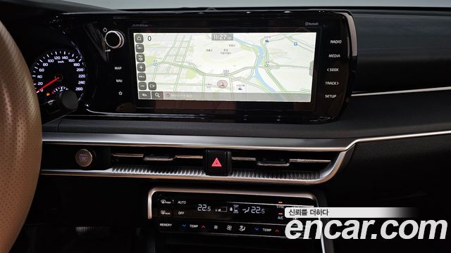 Kia K5 2023 — photo 13