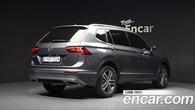 Volkswagen Tiguan 2020 — photo 2