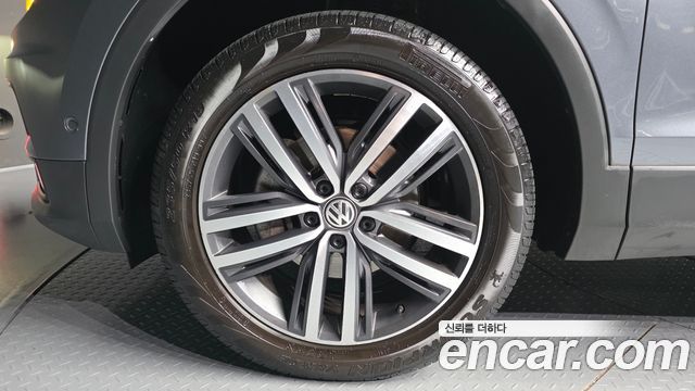 Volkswagen Tiguan 2020 — photo 5