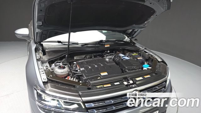 Volkswagen Tiguan 2020 — photo 6