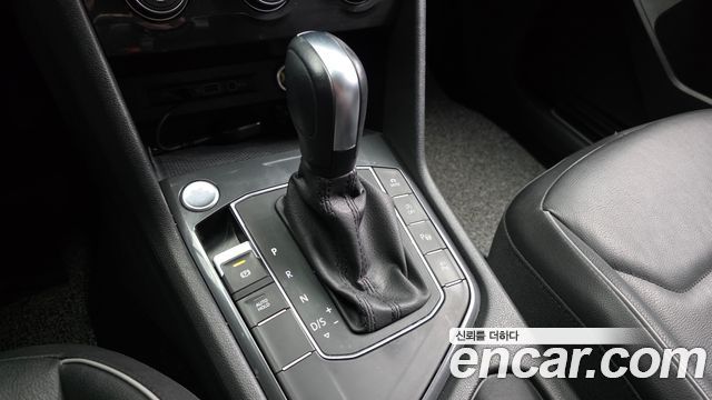Volkswagen Tiguan 2020 — photo 12