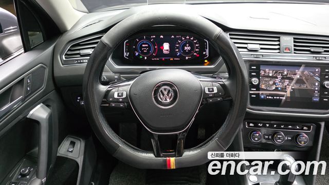 Volkswagen Tiguan 2020 — photo 19