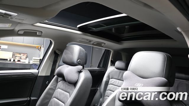 Volkswagen Tiguan 2020 — photo 25