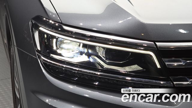 Volkswagen Tiguan 2020 — photo 8
