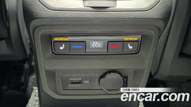 Volkswagen Tiguan 2020 — photo 27