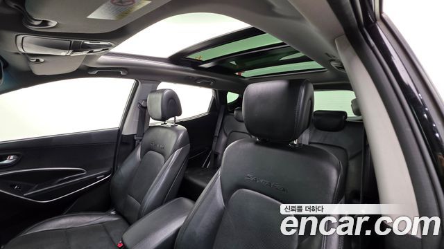 Hyundai Santafe 2017 — photo 11