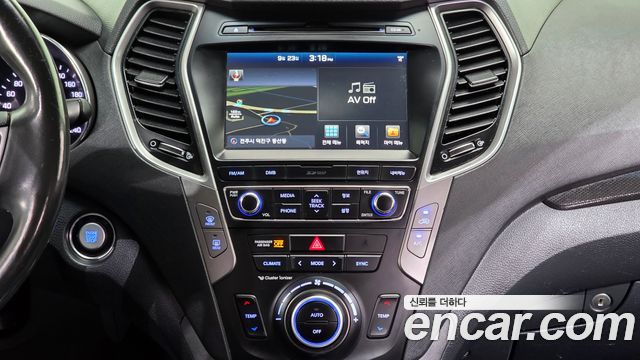 Hyundai Santafe 2017 — photo 15