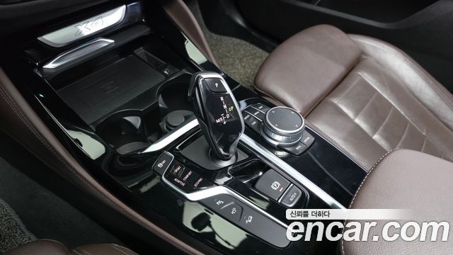 BMW X4 2021 — photo 12