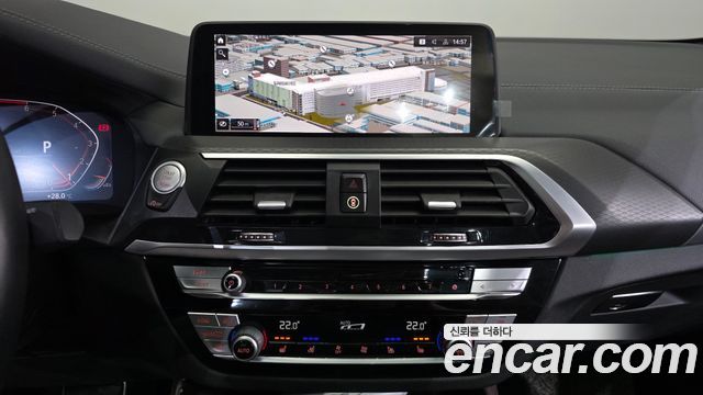 BMW X4 2021 — photo 21