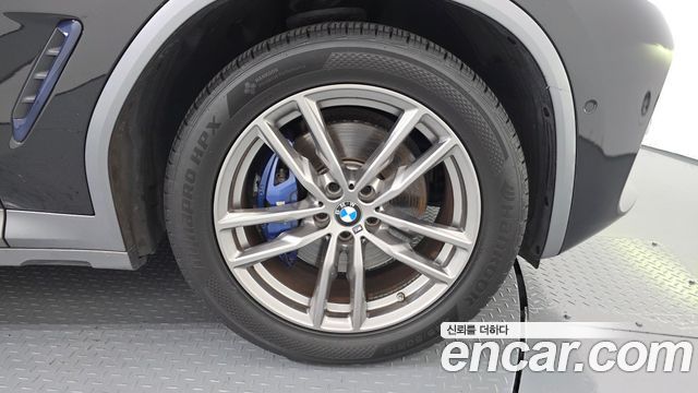 BMW X4 2021 — photo 7
