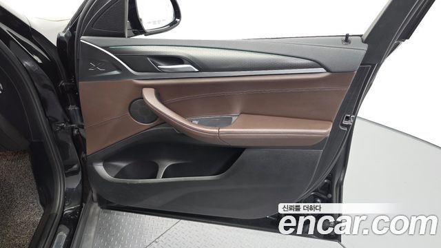 BMW X4 2021 — photo 14