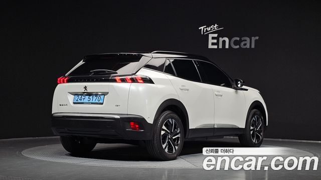 Peugeot 2008 2022 — photo 2