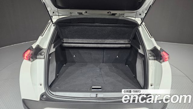 Peugeot 2008 2022 — photo 26