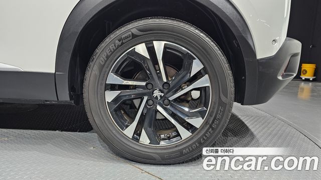 Peugeot 2008 2022 — photo 7