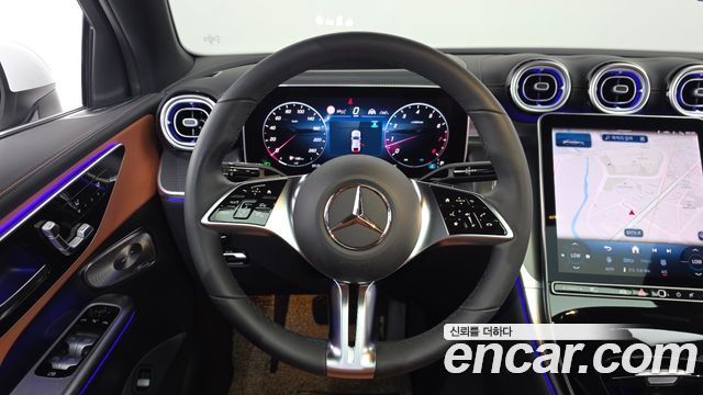 Mercedes-Benz GLC-Class 2025 — photo 18