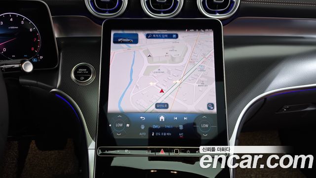 Mercedes-Benz GLC-Class 2025 — photo 19