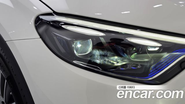 Mercedes-Benz GLC-Class 2025 — photo 8