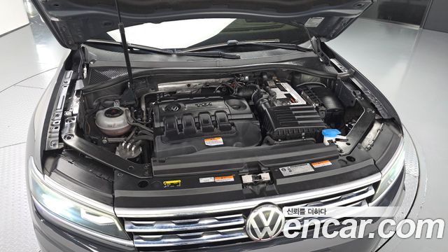 Volkswagen Tiguan 2018 — photo 6