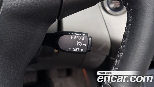 Toyota RAV4 2011 — photo 22