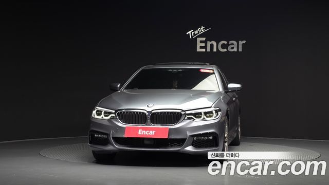 BMW 5-Series 2017 — photo 3