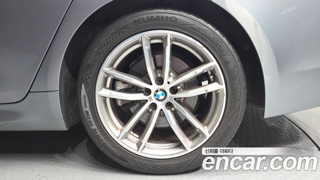 BMW 5-Series 2017 — photo 7