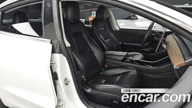 Tesla Model 3 2020 — photo 16