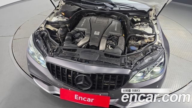 Mercedes-Benz E-Class 2014 — photo 6