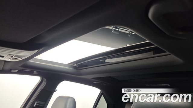 Mercedes-Benz E-Class 2014 — photo 18