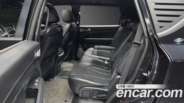 KG Mobility Rexton 2018 — photo 16