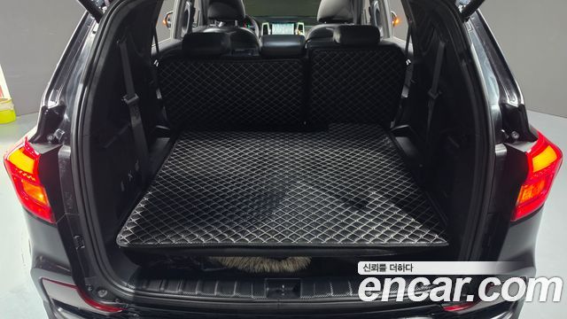 KG Mobility Rexton 2018 — photo 32