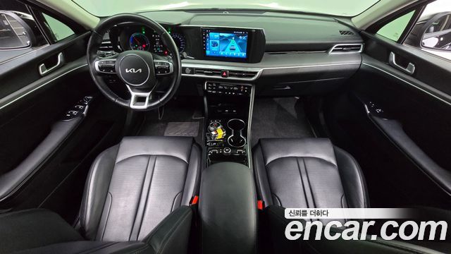 Kia K5 2022 — photo 10