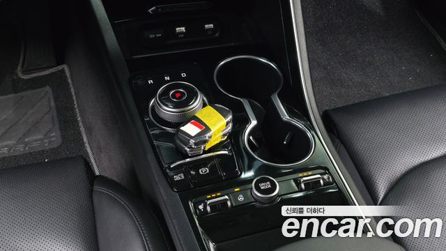 Kia K5 2022 — photo 12
