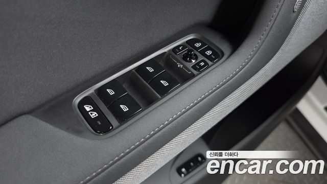 Polestar Polestar 2 2023 — photo 30