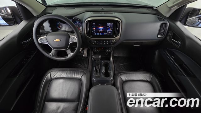 Chevrolet Korea Colorado 2021 — photo 10