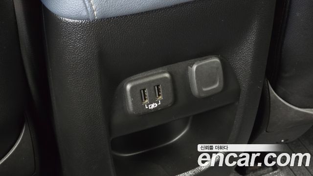 Chevrolet Korea Colorado 2021 — photo 18