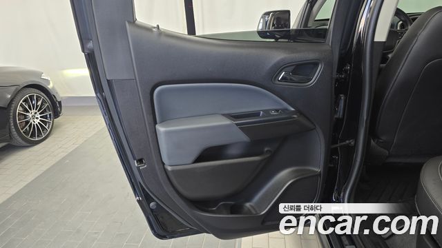 Chevrolet Korea Colorado 2021 — photo 15