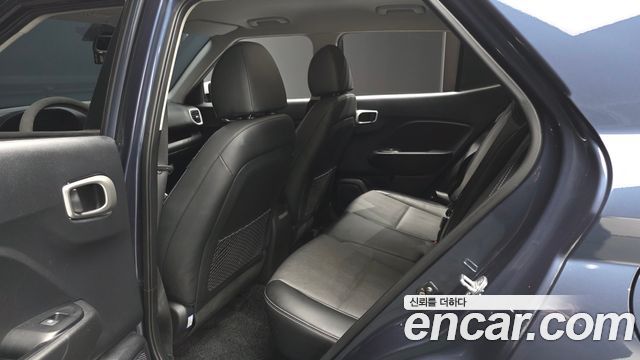 Hyundai Venue 2020 — photo 17
