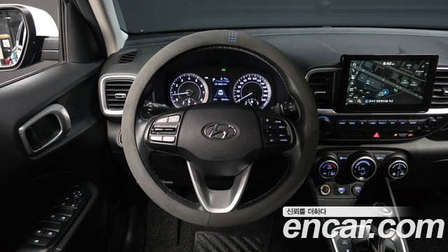 Hyundai Venue 2020 — photo 20