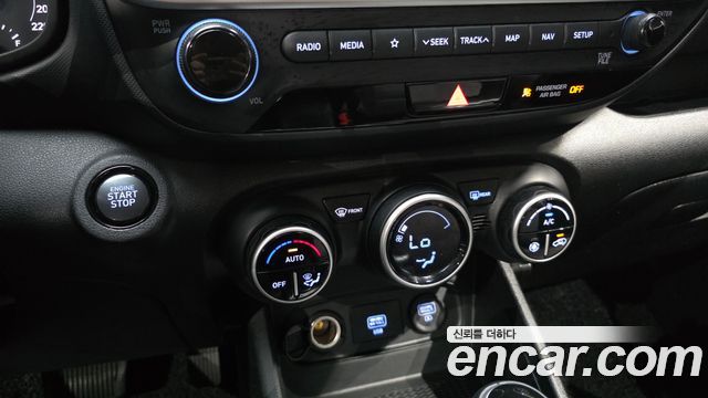 Hyundai Venue 2020 — photo 23