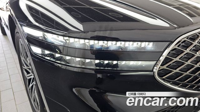 Genesis G90 2022 — photo 8