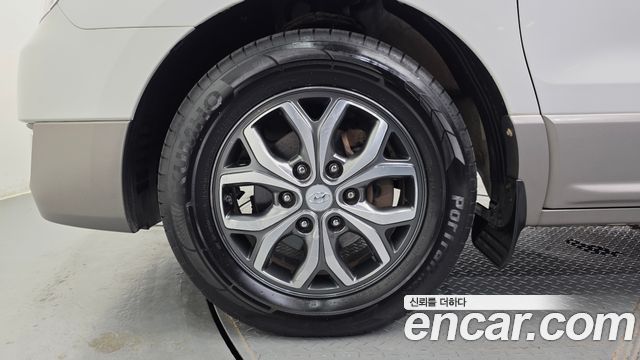 Hyundai Starex 2017 — photo 5